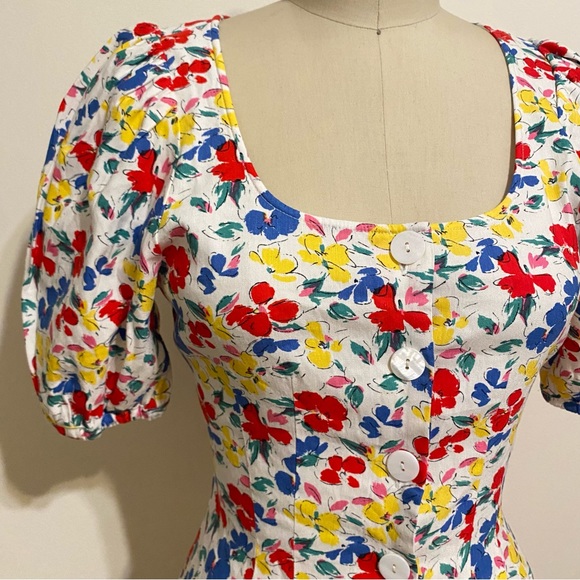 NWT! RIXO for Target floral short puff sleeve button up dress, size 2 - Picture 6 of 13